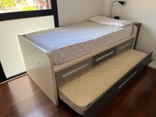 Letto per ragazzi con cassettiera e letto aggiuntivo