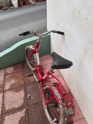 Bicicleta BH Clásica Roja