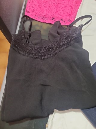 Lote Ropa Mujer: Blusa Rosa, Pantalón, mallas