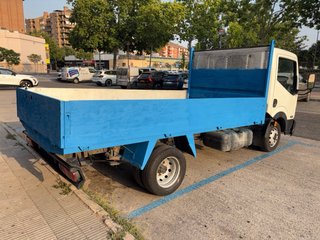 Nissan Cabstar 2010