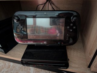 Nintendo Wii U Negra + Juegos
