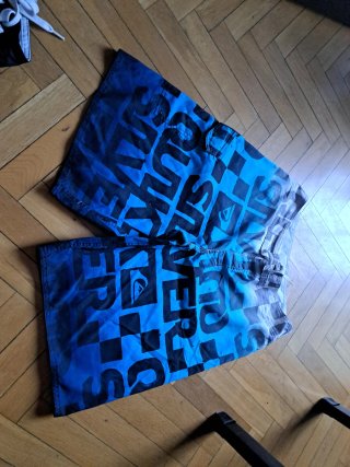 Lote 2 bañadores Quiksilver y Ripcurl