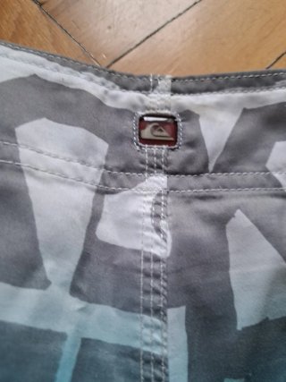 Lote 2 bañadores Quiksilver y Ripcurl