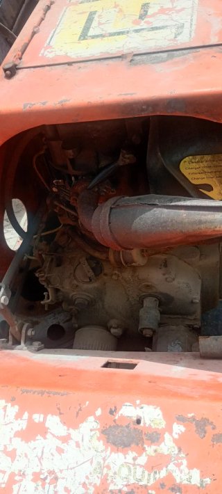 Hormigonera Dumper Ausa DH 150