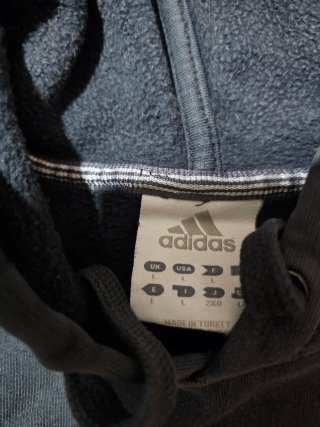 Sudadera Adidas Negra con Rayas Blancas