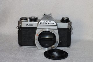 Cámara Asahi Pentax K1000 (solo cuerpo)