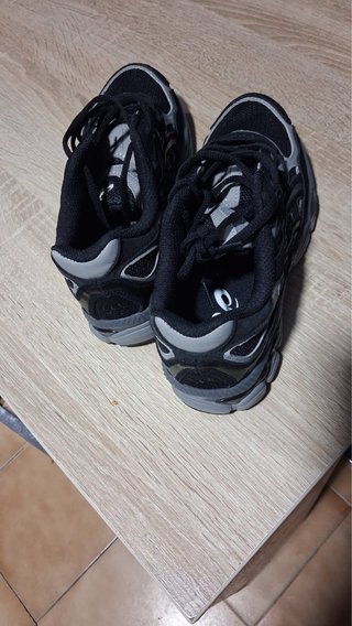 Zapatillas Asics Negras Talla 38 Nuevas