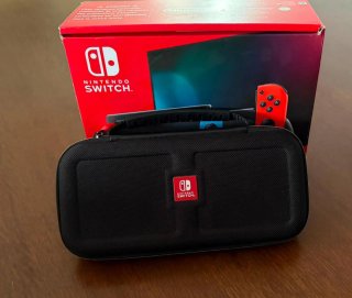 Nintendo Switch V1 + Estojo