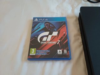 PS4 Slim 1TB + 2 Mandos + Gran Turismo 7