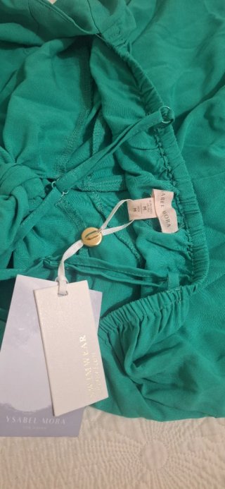 Vestido largo verde con nudo
