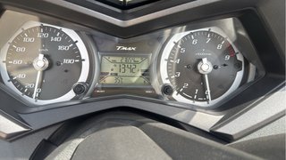 Yamaha TMAX Iron Max 2016 x tmax 2023 mas dinero