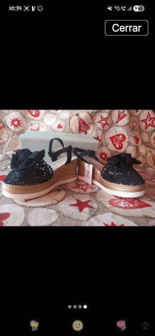 Sandalias cuña negras y doradas