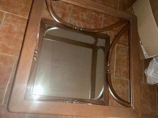 Mesa de centro de madera y cristal