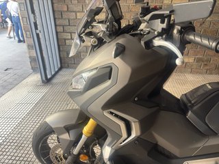 Honda XADV 750 Negra/Gris
