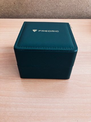 Reloj Fredric Mujer 33mm Nuevo Caja