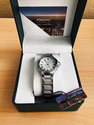 Reloj Fredric Mujer 33mm Nuevo Caja