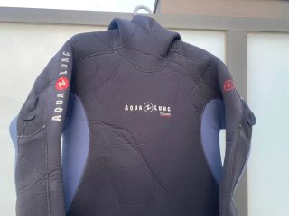 Traje neopreno semiseco Aqualung 7 mm con capucha