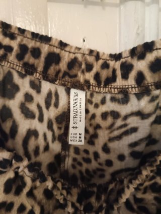 Shorts Animal Print Stradivarius Talla M