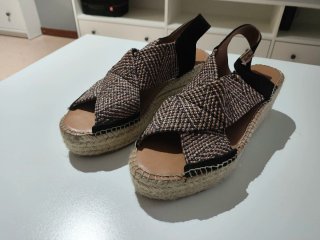 Sandalias Toni Pons Beige/Negro Talla 39