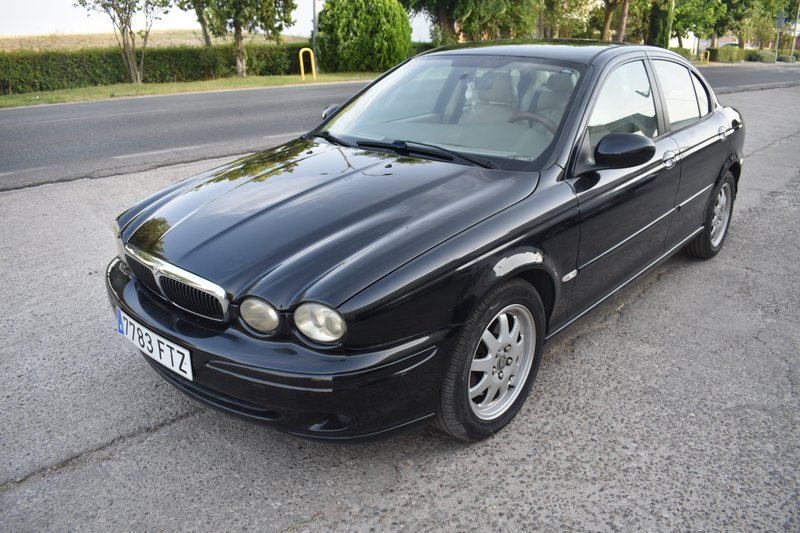 Jaguar X-Type 2004, foto 3