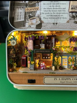 Miniatura Caja Metal In a Happy Corner