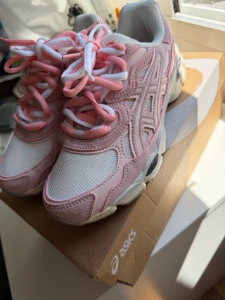 Asics Gel NYC Beige/Rosa