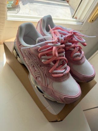 Asics Gel NYC Beige/Rosa