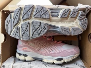 Asics Gel NYC Beige/Rosa