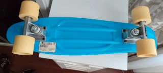 Skate junior azul con ojo, marca Oxelo