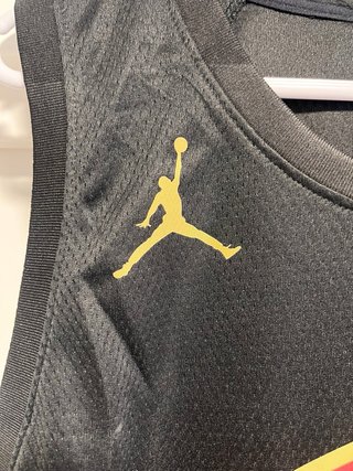 Camiseta Jordan Cleveland Lebron James 23 Negra