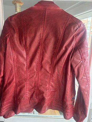Cazadora roja con forro