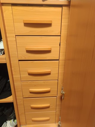 Armario madera con estantería esquinera