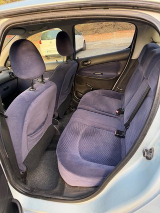 Peugeot 206 2004