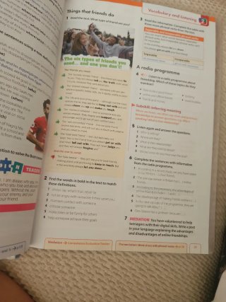 INFLUENCE TODAY 4 Student's book: libro de text...