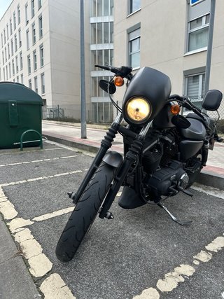 Harley Davidson Iron 883 Negro Mate 2013