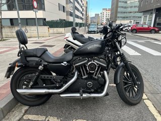 Harley Davidson Iron 883 Negro Mate 2013