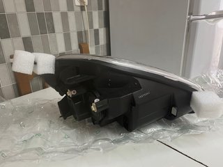 Faro delantero izq ABAKUS