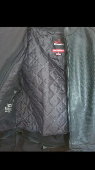 Chaqueta de piel para moto