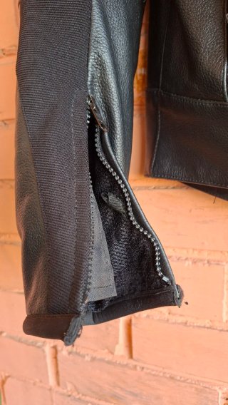 Chaqueta de piel para moto