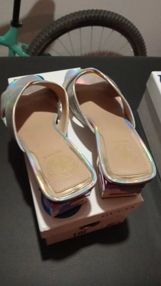 Sandalias Guess Tacón Multicolor