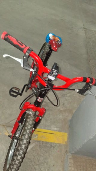 Bicicleta Monty Roja y Negra