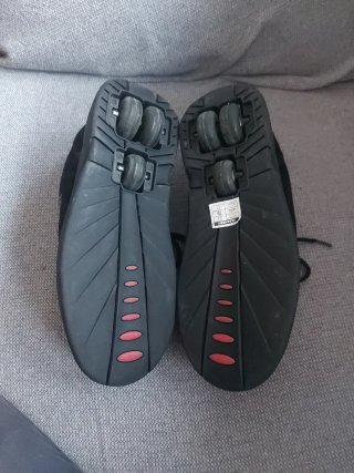 Zapatillas 3 Wheelers Negras con Ruedas