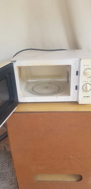 Microondas Ecron blanco