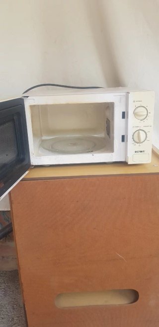 Microondas Ecron blanco