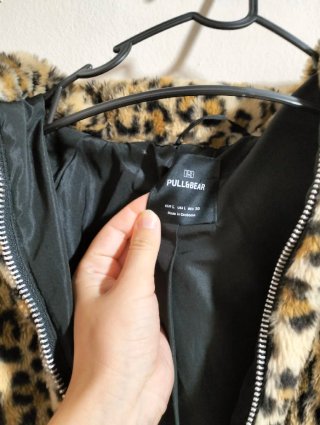 Chaqueta pelo sintético leopardo
