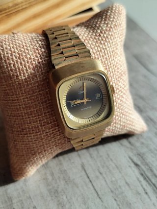 Reloj Zodiac Automático oro