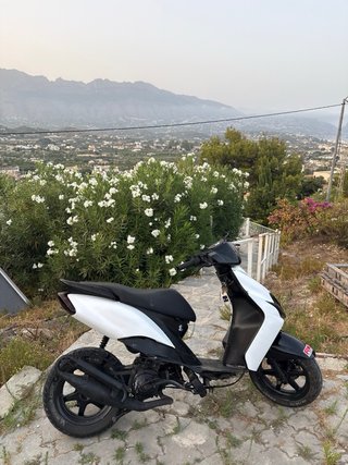 Yamaha Jog RR