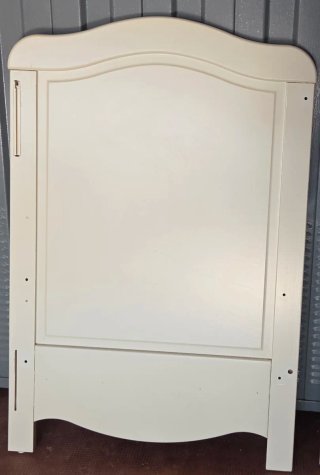 Cuna de madera blanca lacada