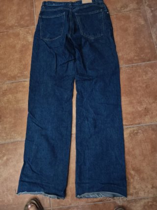 Pantalón vaquero ancho