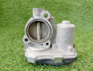 Caja mariposa audi 059131477c a4 berlina 92645